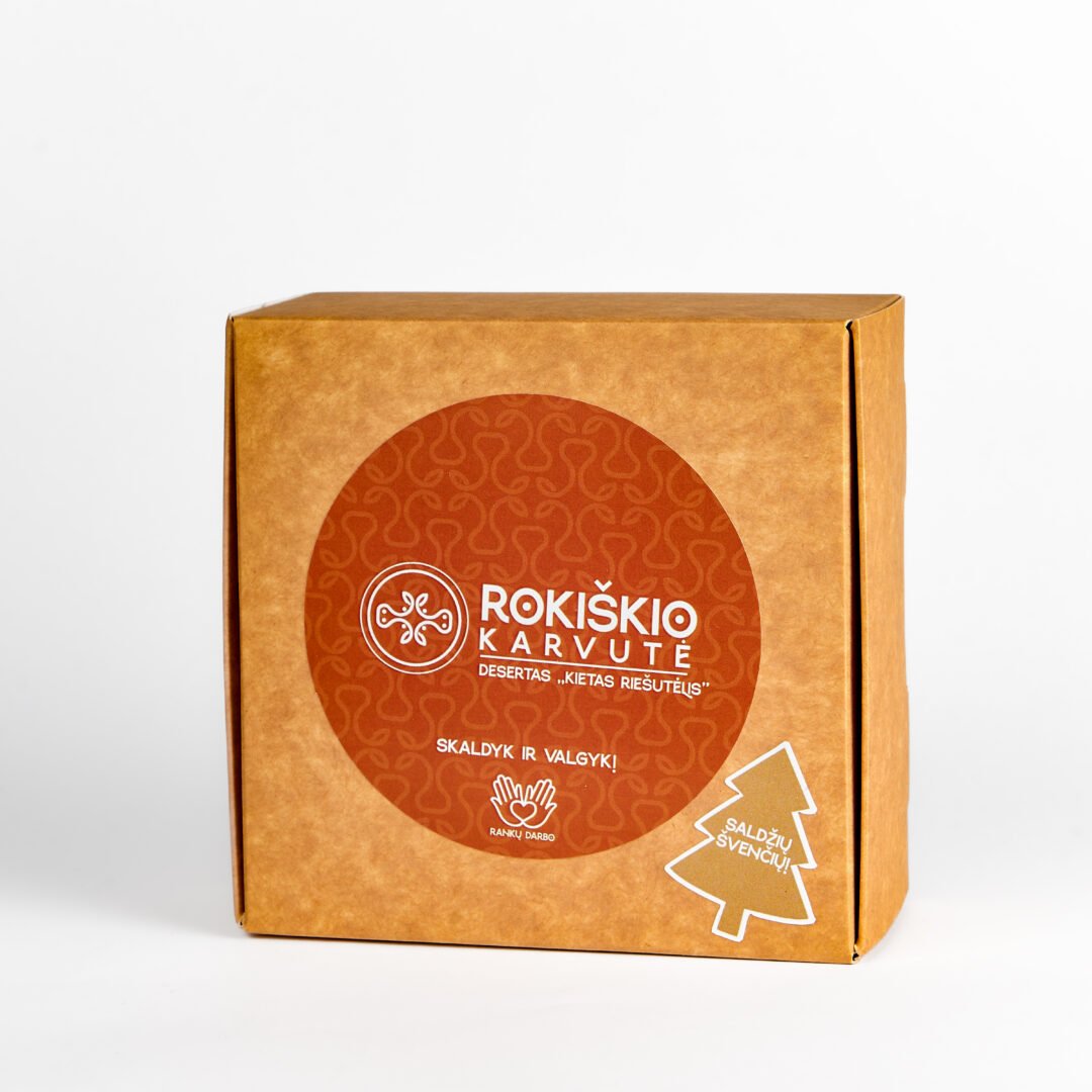 kalėdinis desertas su sūdytais žemės riešutais ir jūros druska „kietas riešutėlis“